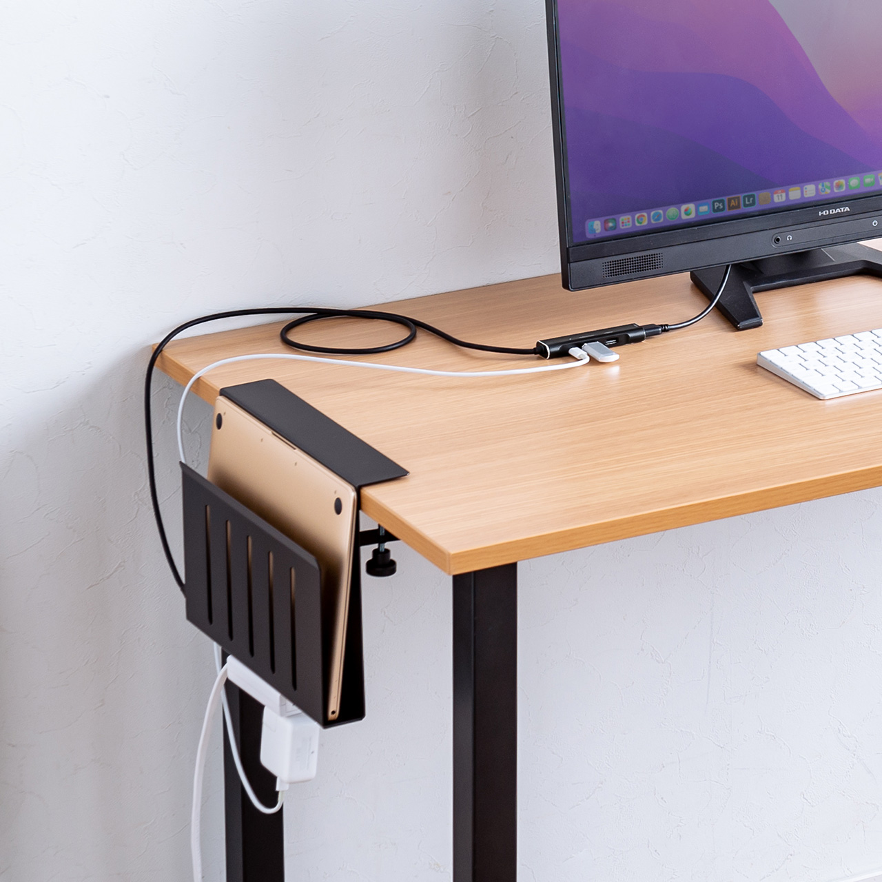 USB Type-C hbLOXe[V oC^Cv PD/60WΉ 4KΉ 4in1 HDMI Type-C OP[u P[u1m 400-HUB086LBK