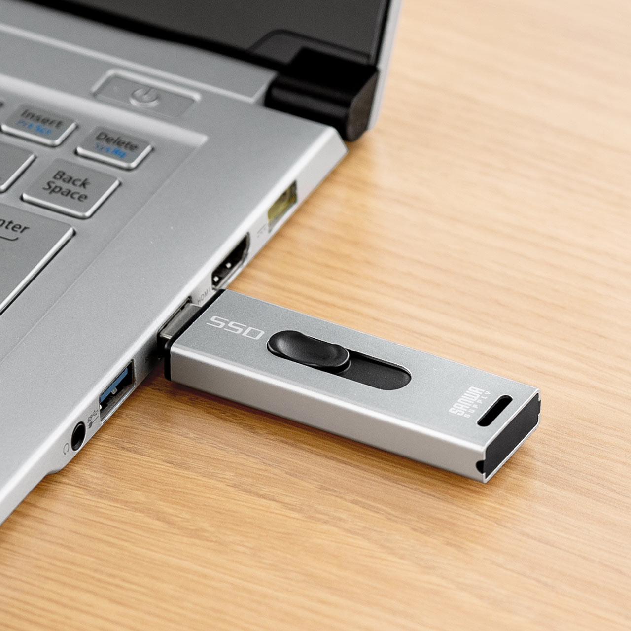 XeBbN^SSD Ot USB3.2 Gen2 ^ 256GB er^ Q[@ PS5/PS4/Xbox Series X XCh } Vo[ 600-USSD256GS